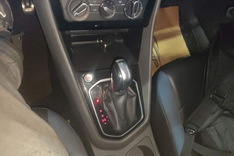 Used Jetta VS7 2020 1.4T Automatic Enjoyment Model
