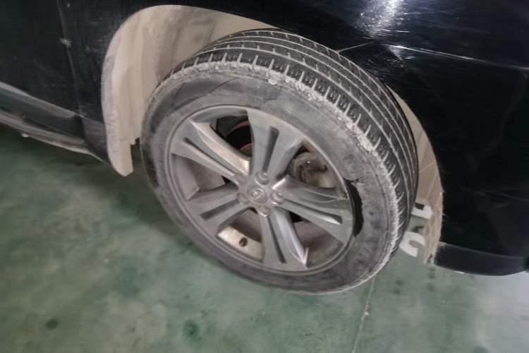 Used Toyota Highlander 2012 2.7L Two-Wheel Drive 7-Seater Luxury Edition