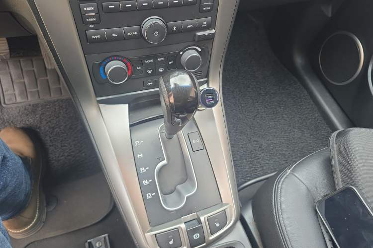 Used Chevrolet Captiva 2012 2.4L 4x4 Flagship Edition 7 Seats