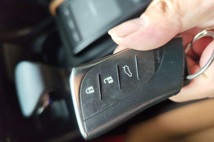 Used Lexus ES 2020 200 Excellence Edition
