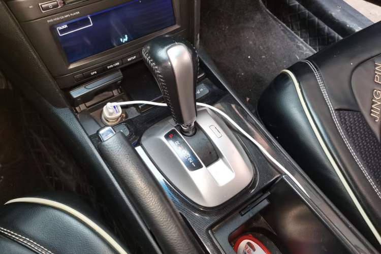 Used Honda Accord 2013 2.0L SE Gear Lever