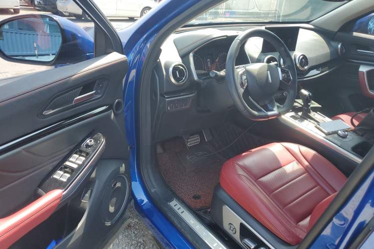 Used Wey VV5 2017 2.0T Ultra-Luxury Version
