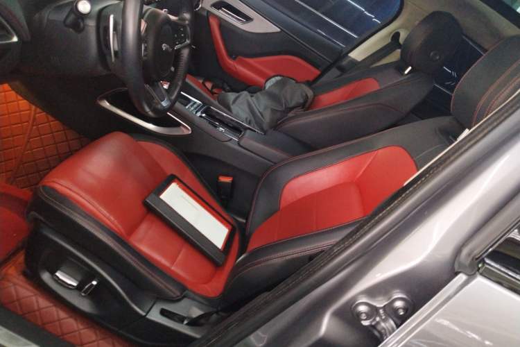 Used Jaguar F-PACE 2020 2.0T Rally Edition
