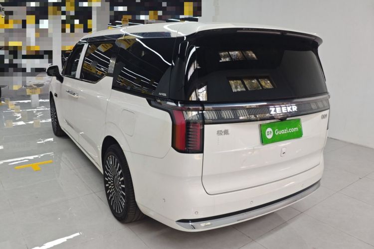 Used Zeekr 009 2024 7-Seater Walk-Through Version Four-Wheel Drive 108 kWh
