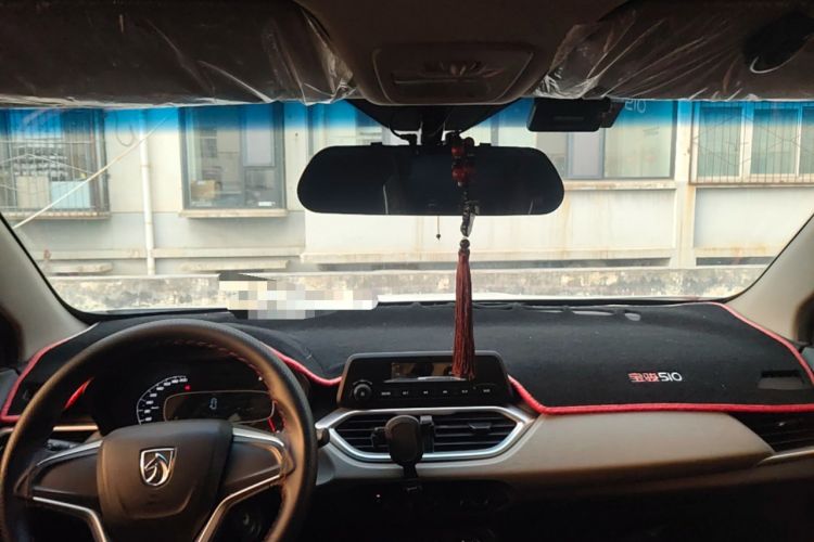 Used Baojun 510 2017 1.5L manual Comfort trim