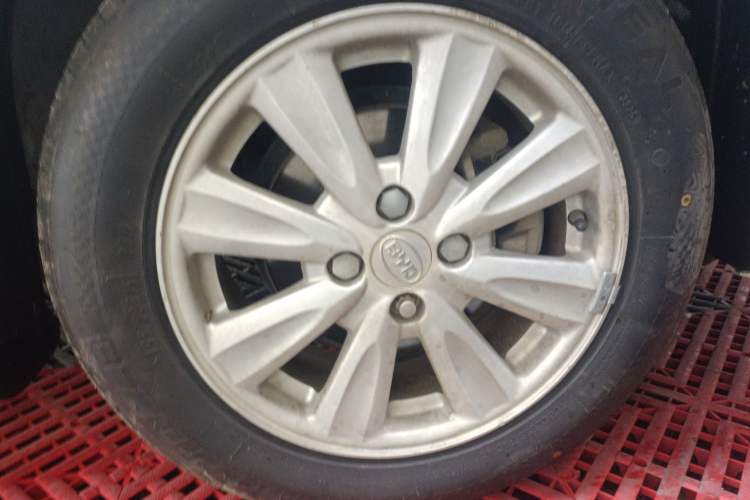 Used BYD L3 2015 Energy-Efficient Model 1.5L Manual Comfort Edition