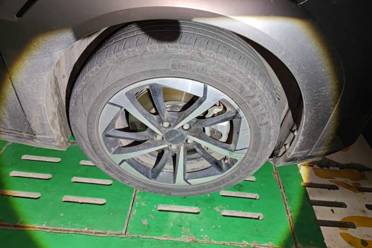 Used AION Y 2023 Plus 510 Smart Edition