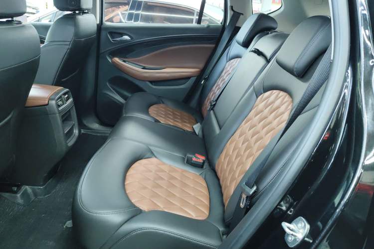 Used Buick Envision 2020 20T Two-Wheel Drive Leading Version Left Rear Seat