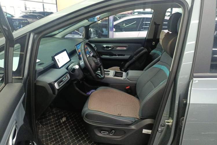 Used AION Y 2023 Plus 610 Smart Edition Ternary Lithium