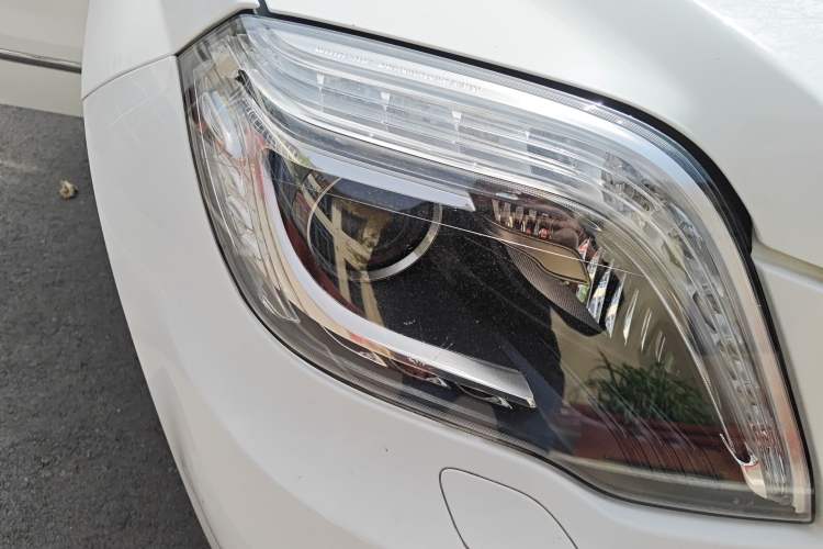 Used Mercedes-Benz GLK-Class 2013 Facelift GLK 300 4MATIC Luxury Edition Right Front Headlight
