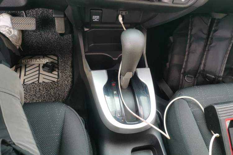 Used Honda Fit 2016 1.5L LXS CVT Comfort Sunroof Version
