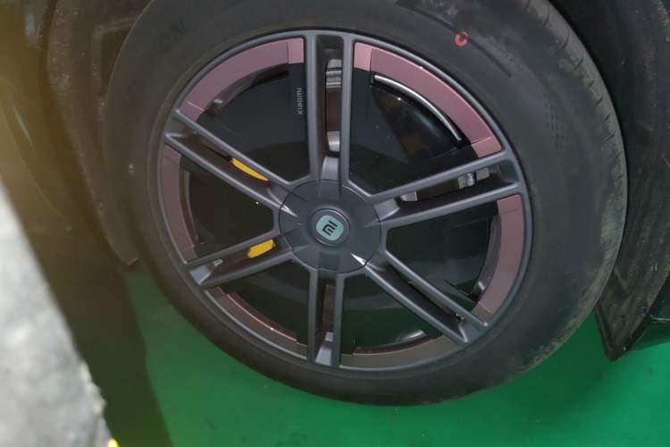 Used Xiaomi Auto YU7 2025 Ultra-Long Range All-Wheel Drive Pro Version
