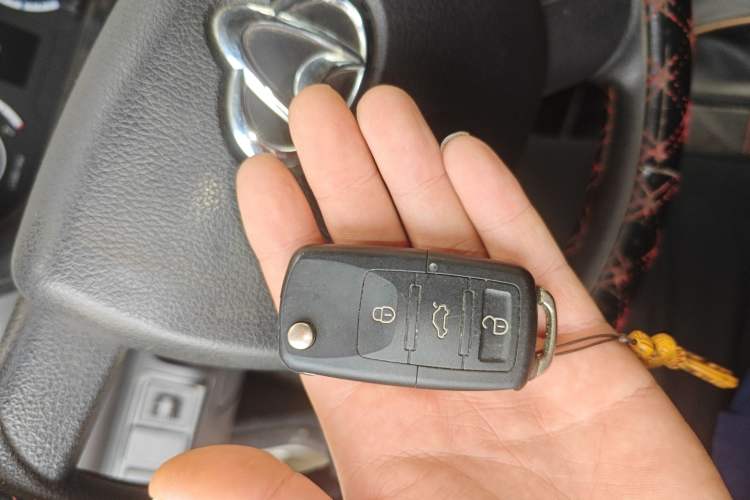 Used CHANGAN KAICHENG Ounuo S 2019 1.5L Ouno S Economy 5-Seat JL473QG Vehicle Key