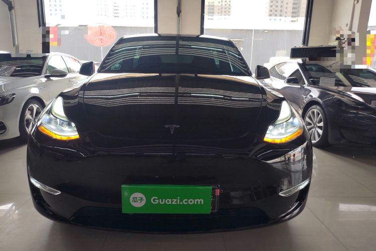 Used Tesla Model Y 2023 Long-Range All-Wheel-Drive Version Front