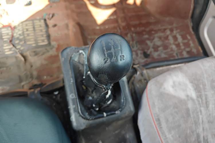 Used Wuling Zhiguang 2015 1.2L Practical LS-I Model