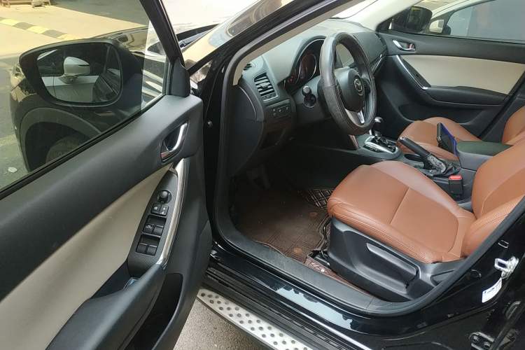 Used Mazda CX-5 2015 2.0L Automatic 2WD Comfort Edition