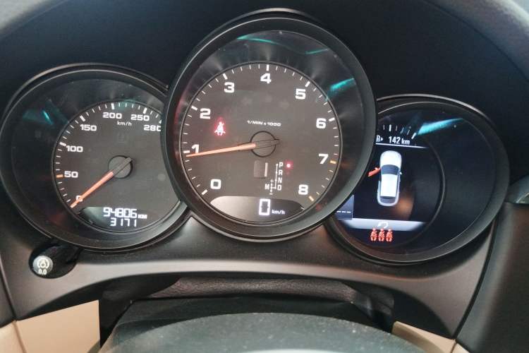 Used Porsche Macan 2018 Macan 2.0T Instrument Cluster