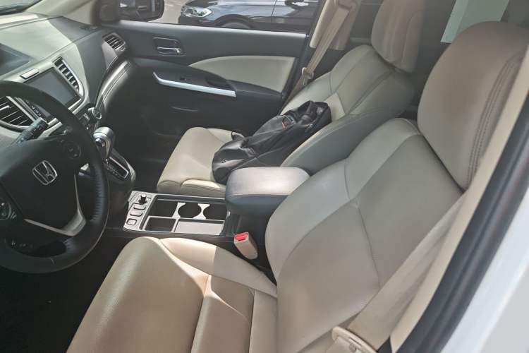 Used Honda CR-V 2015 2.4L two-wheel drive luxury version
