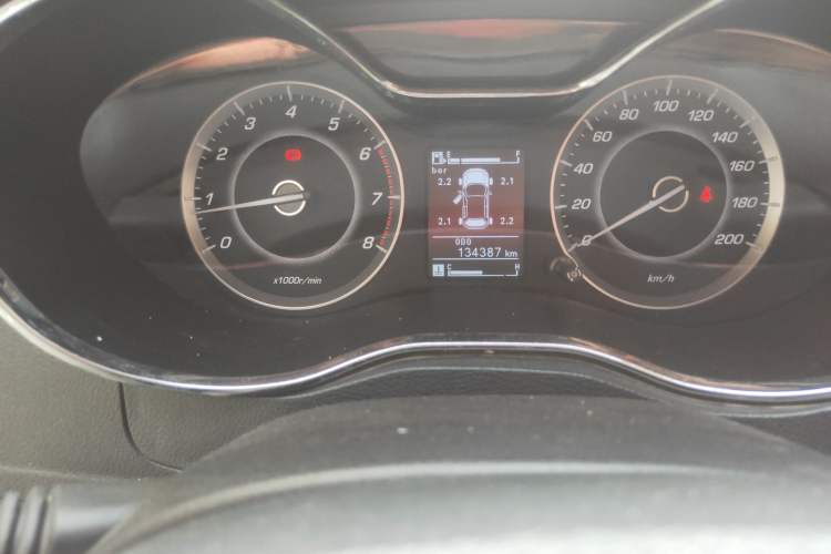 Used Baojun 560 2015 1.8L manual luxury version