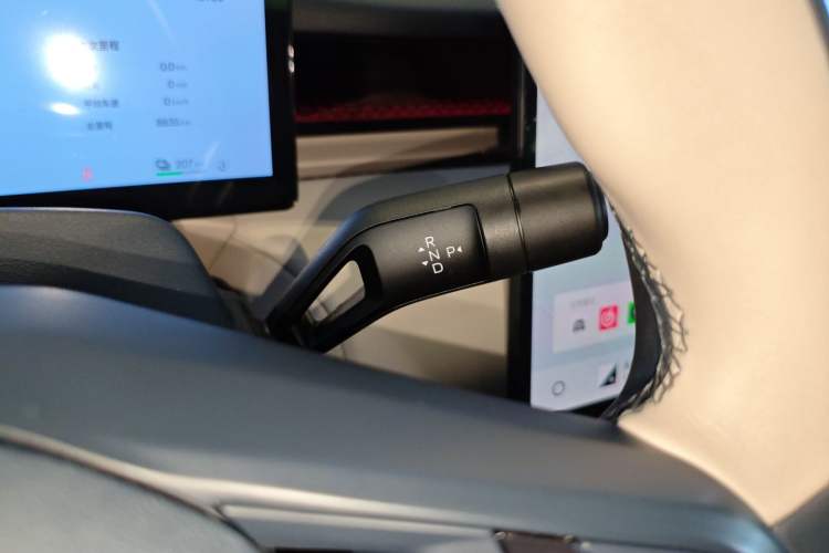 Used Lynk & Co Z20 2025 530 km Range Rear-Wheel Drive Max
