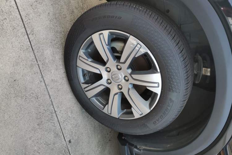 Used GAC Trumpchi GS7 2017 320T Two-Wheel-Drive Luxury Model