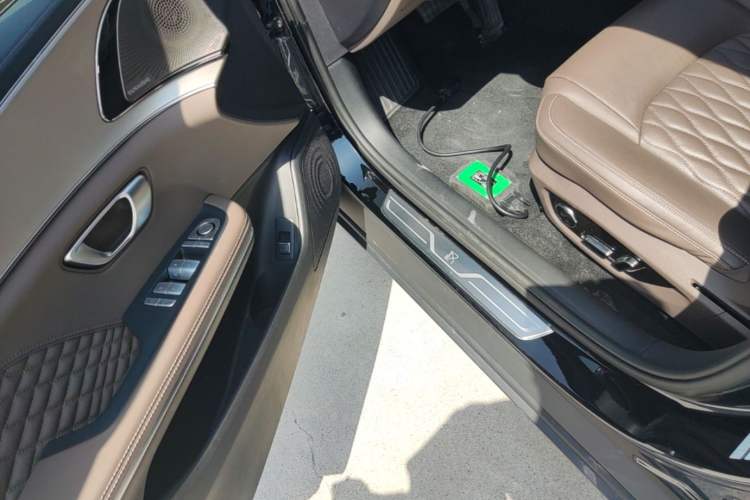 Used BYD Han 2023 DM-i Champion Edition 121KM Prestige Model