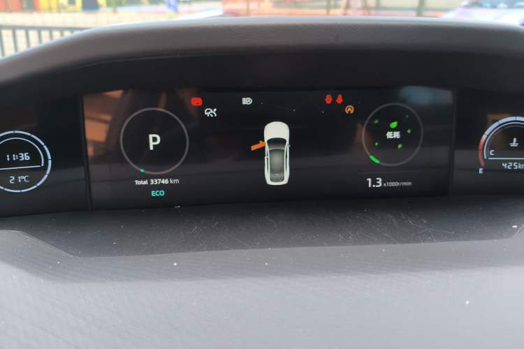 Used CHANGAN UNI-V 2023 1.5T Prestige Model
