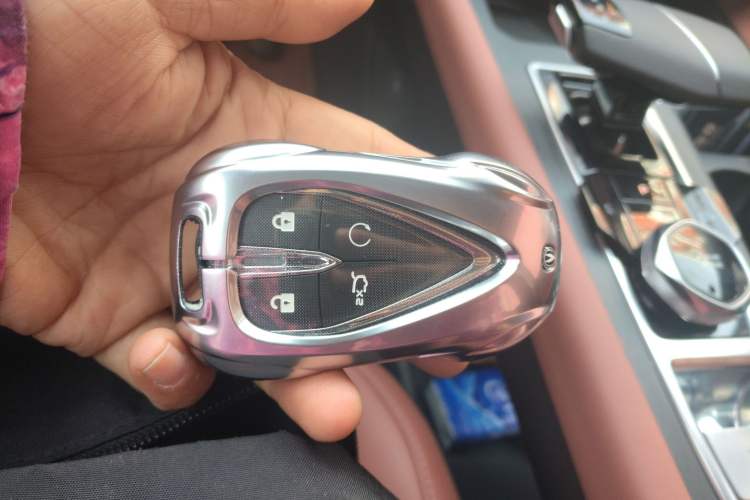 Used Changan CS75 PLUS 2025 Model, 3rd Generation Champion Edition 1.5T Jinghang Version