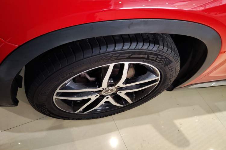 Used Mercedes-Benz GLA 2016 GLA 220 4MATIC Fashion Edition Left Front Wheel Hub