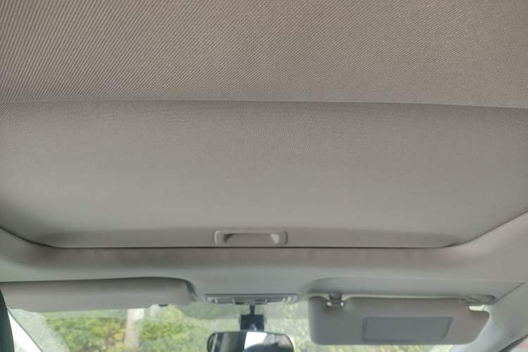 Used Honda Jade 2014 1.8L Automatic Comfort Elite Version 5 Seats