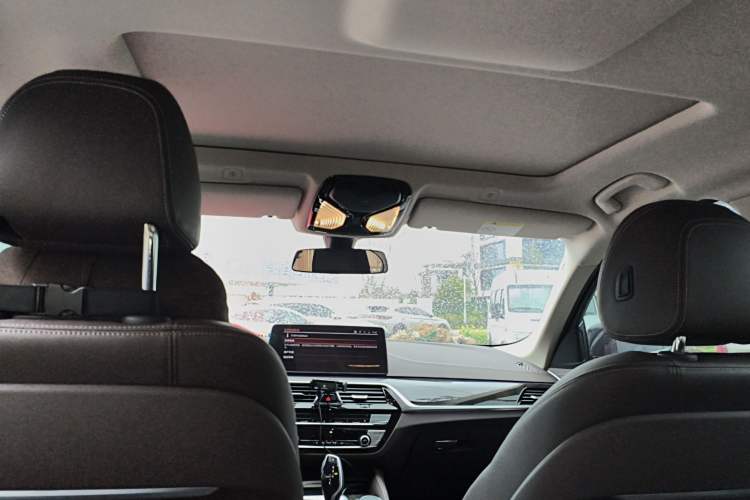 Used BMW 5 Series 2021 525Li Luxury Package