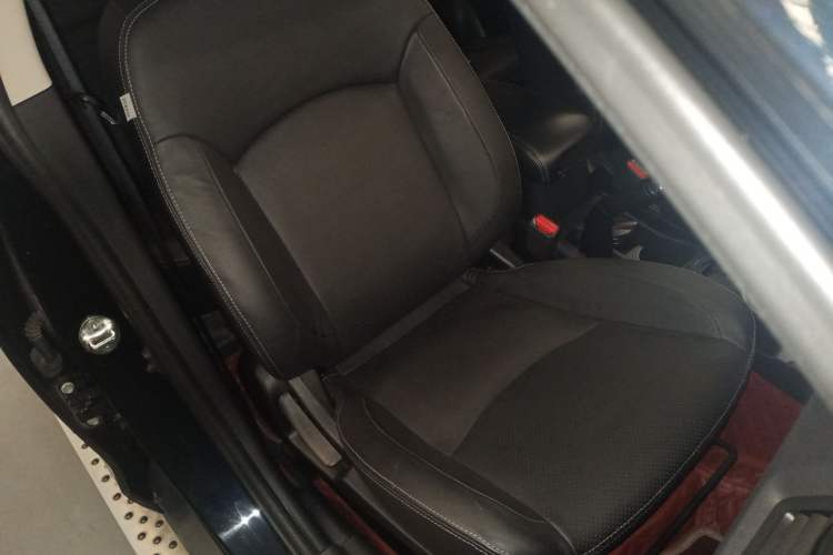 Used Mitsubishi ASX 2018 2.0L CVT Two-Wheel Drive Deluxe Edition