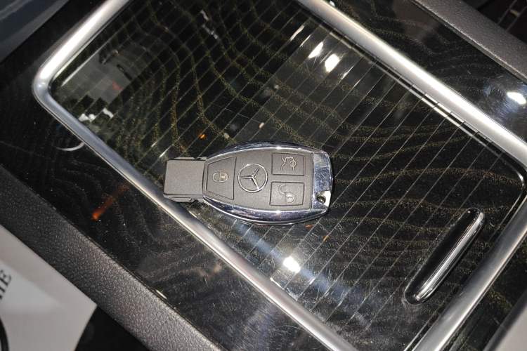 Used Mercedes-Benz GLK-Class 2015 GLK 300 4MATIC Luxury Ultimate Edition
