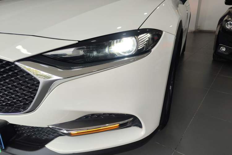 Used Mazda CX-4 2020 2.0L Automatic Two-Wheel Drive Blue Sky Luxury Edition