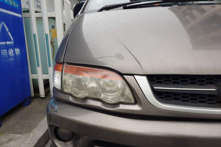 Used FORTHING Lingzhi 2013 V3 1.5L 7-Seater Standard Model II
