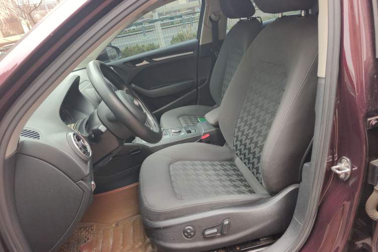 Used Audi A3 2015 Limousine 35 TFSI Millionth Anniversary Intelligent Leading Model