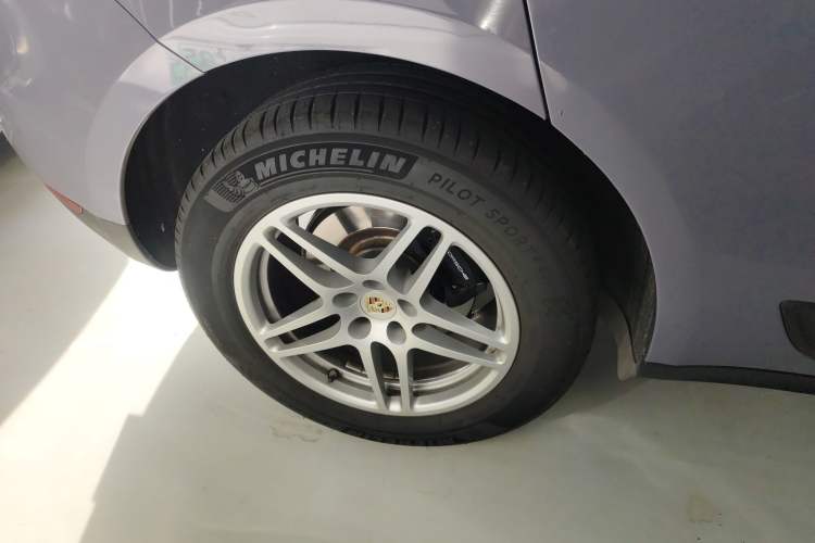 Used Porsche Macan 2021 Macan 2.0T
