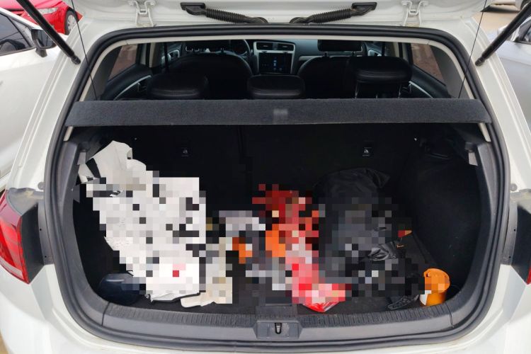 Used Volkswagen Golf 2018 1.6L Automatic Fashion Model Trunk