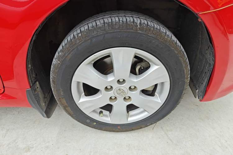 Used Toyota Zelas 2011 2.5L Standard Edition
