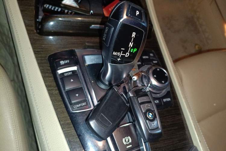 Used BMW 7 Series 2009 730Li Leading Model Gear Lever