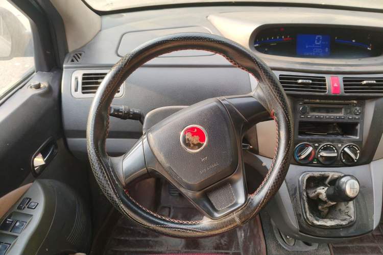 Used FORTHING Joyear 2011 LV 1.5L Manual Comfort Model