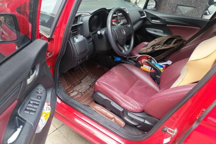 Used Honda Fit 2014 1.5L LX CVT Comfort Model
