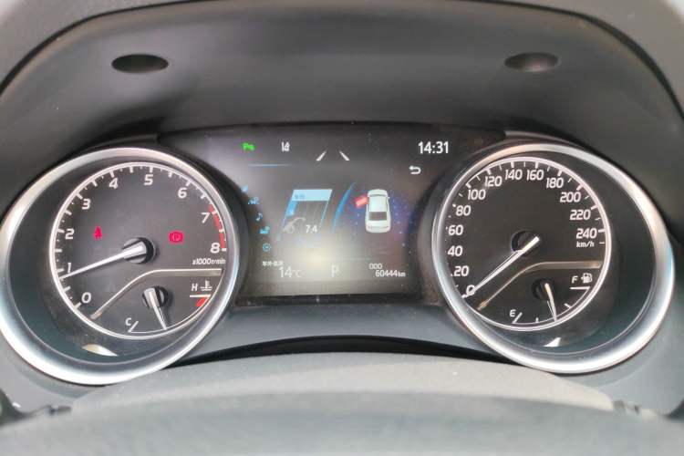 Used Toyota Camry 2021 2.0G Luxury Edition Instrument Cluster