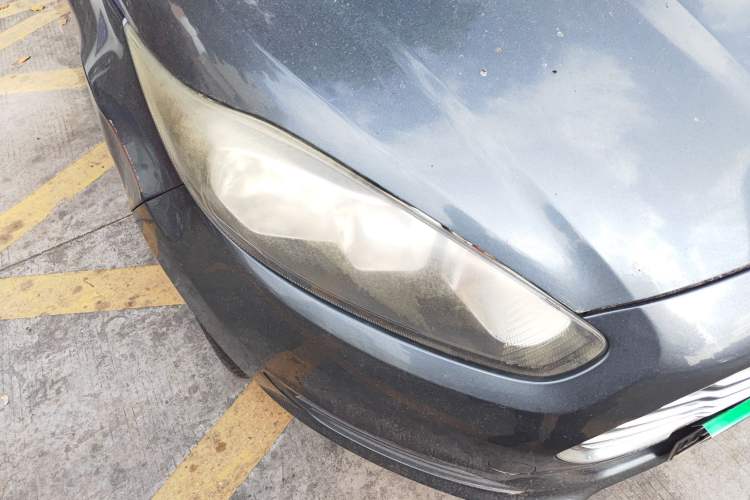 Used Ford Fiesta 2013 Sedan 1.5L Manual Fashion Edition
