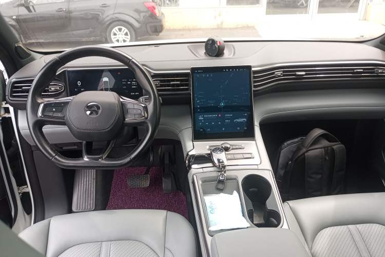 Used Nio ES6 2020 600 km Sport Edition Center Console