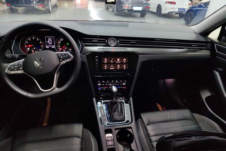 Used Volkswagen Magotan 2020 330TSI DSG Leading Model
