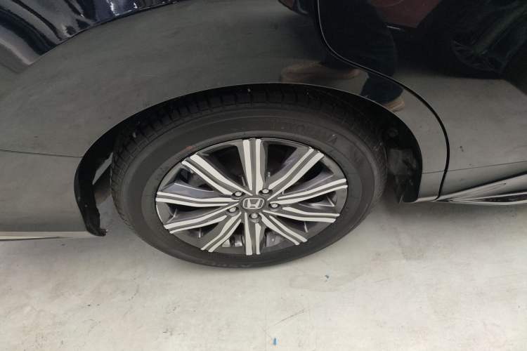 Used Honda Odyssey 2022 2.0L eHEV Sharp Enjoyment Edition Right Rear Wheel Hub