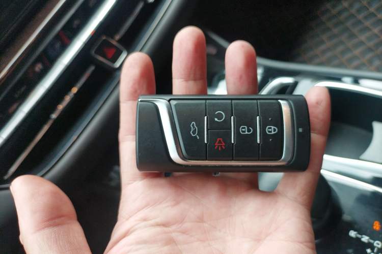 Used GAC Trumpchi GA6 2019 270T Automatic Elite Edition Vehicle Key