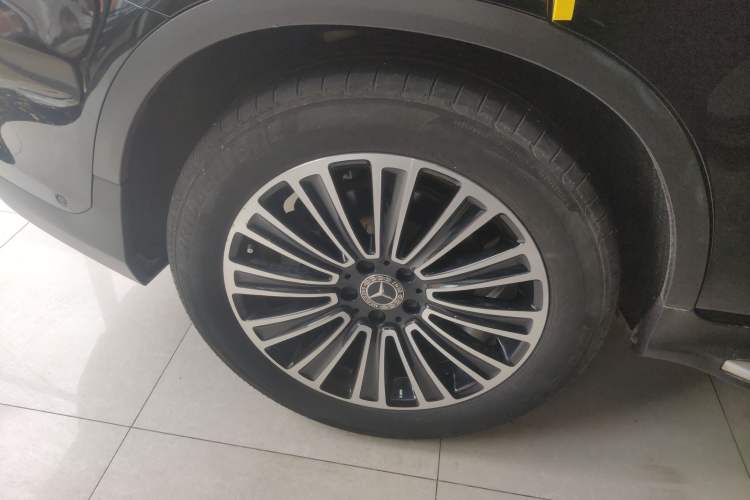 Used Mercedes-Benz GLC 2019 GLC 260 L 4MATIC Dynamic Model Right Rear Wheel Hub