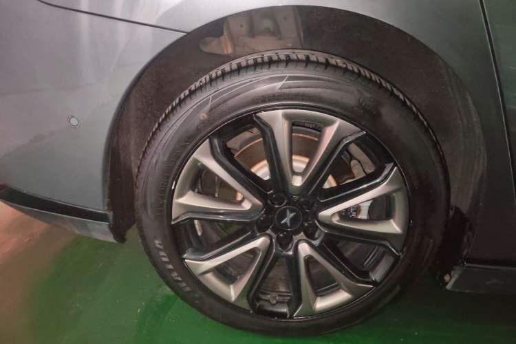 Used XPeng P7 2020 670E Exterior 5